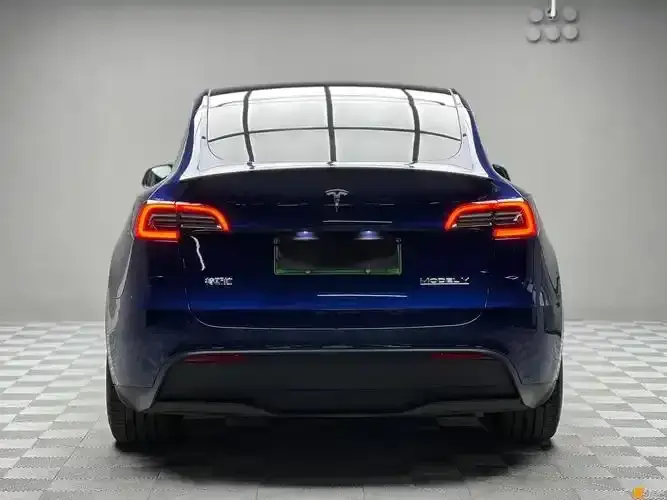 第一批特斯拉電動車該換電池了,你是這一波被割的韭菜嗎?